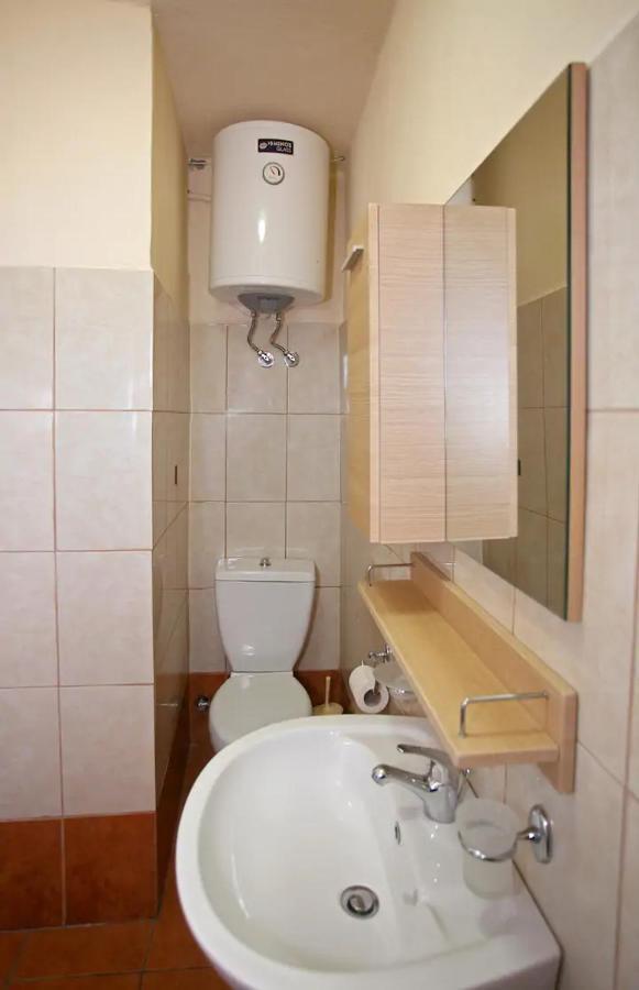 On The Beach Apartments Khóra Sfakíon Екстериор снимка