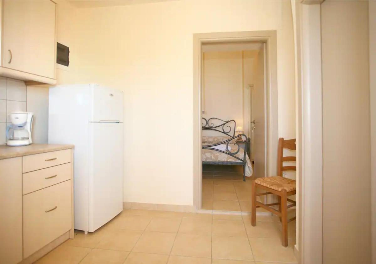 On The Beach Apartments Khóra Sfakíon Екстериор снимка